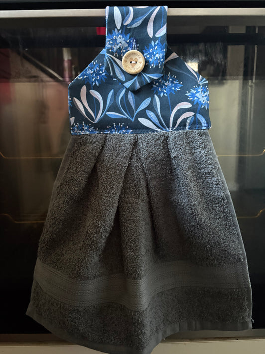 Hanging hand towel - blue