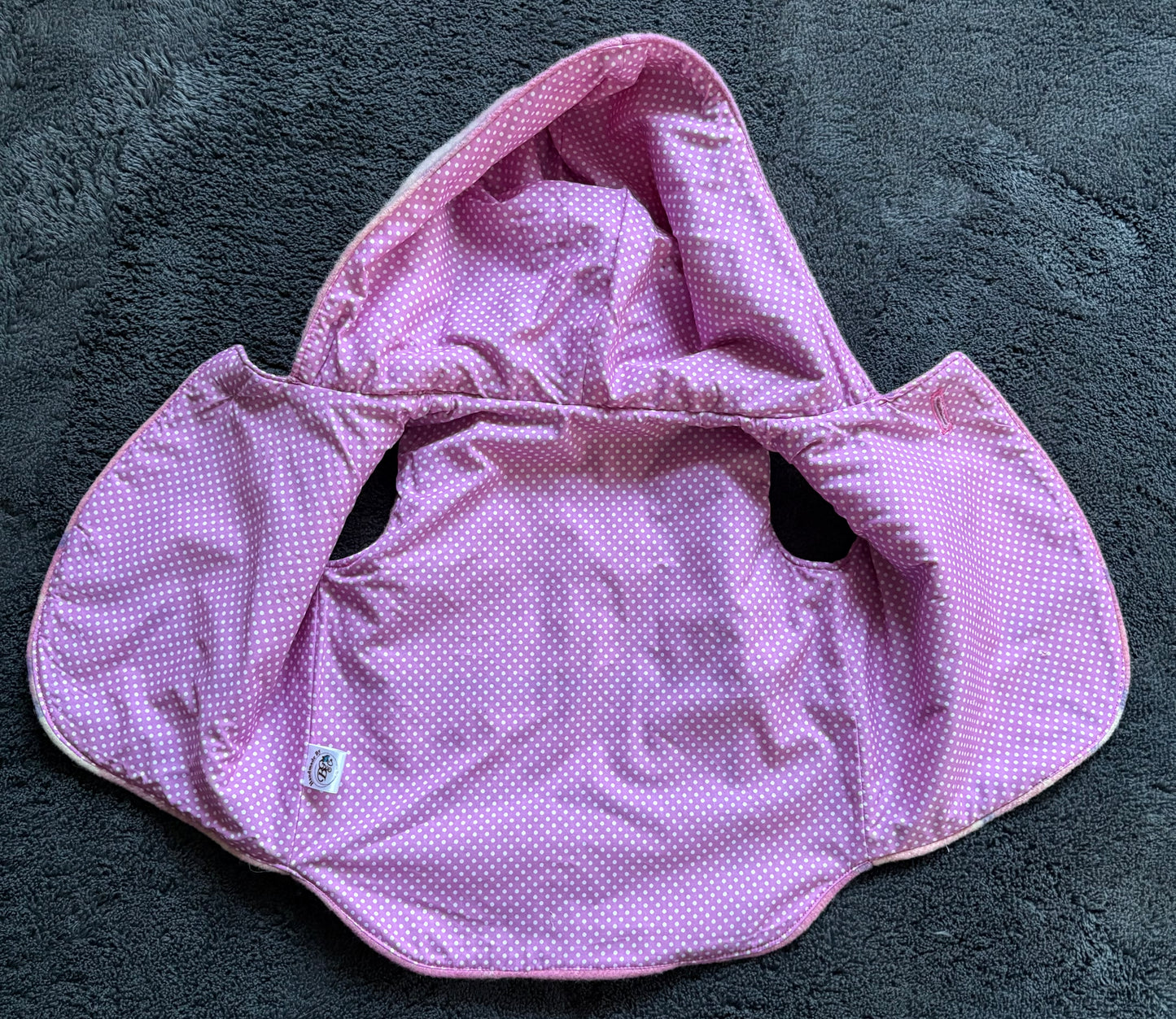 Woollen hooded vest - sz3 years