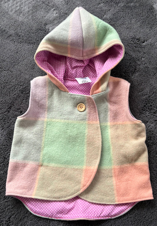 Blanket vest - sz 6yrs